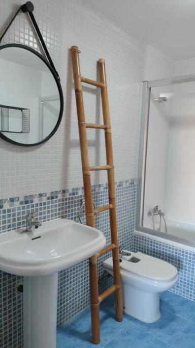Apartamento La Emisora بونفيراذا المظهر الخارجي الصورة